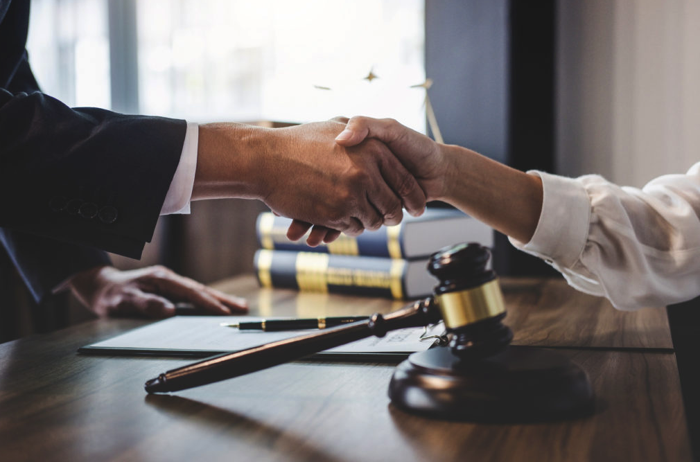 personal injury lawyer